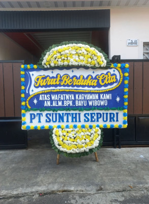 Papan Bunga Duka di Karang Tanjung